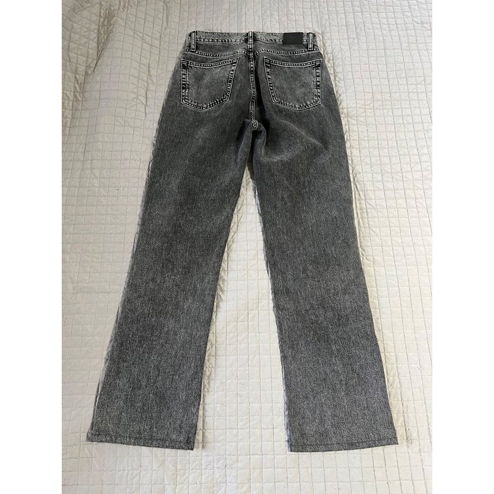 Stylish Gray Women's Straight Leg Jeans - Picture 3 of 12